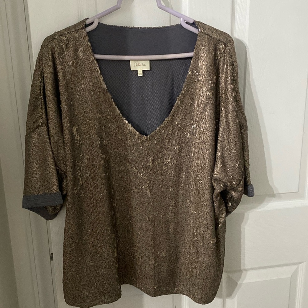 V neck sequin top. Xl. Anthropologie. Very nice top no flaws